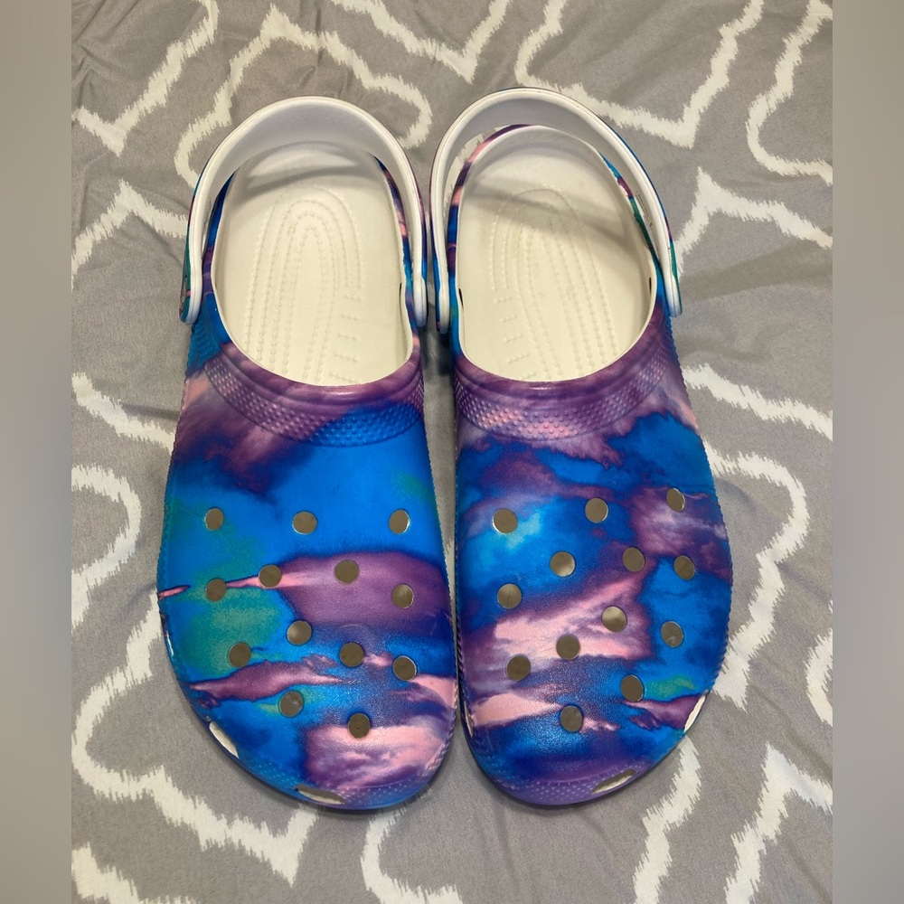 Crocs Clogs Mens 13 Pastel Tie Dye Slip On Shoes Classic blue pink purple Rare